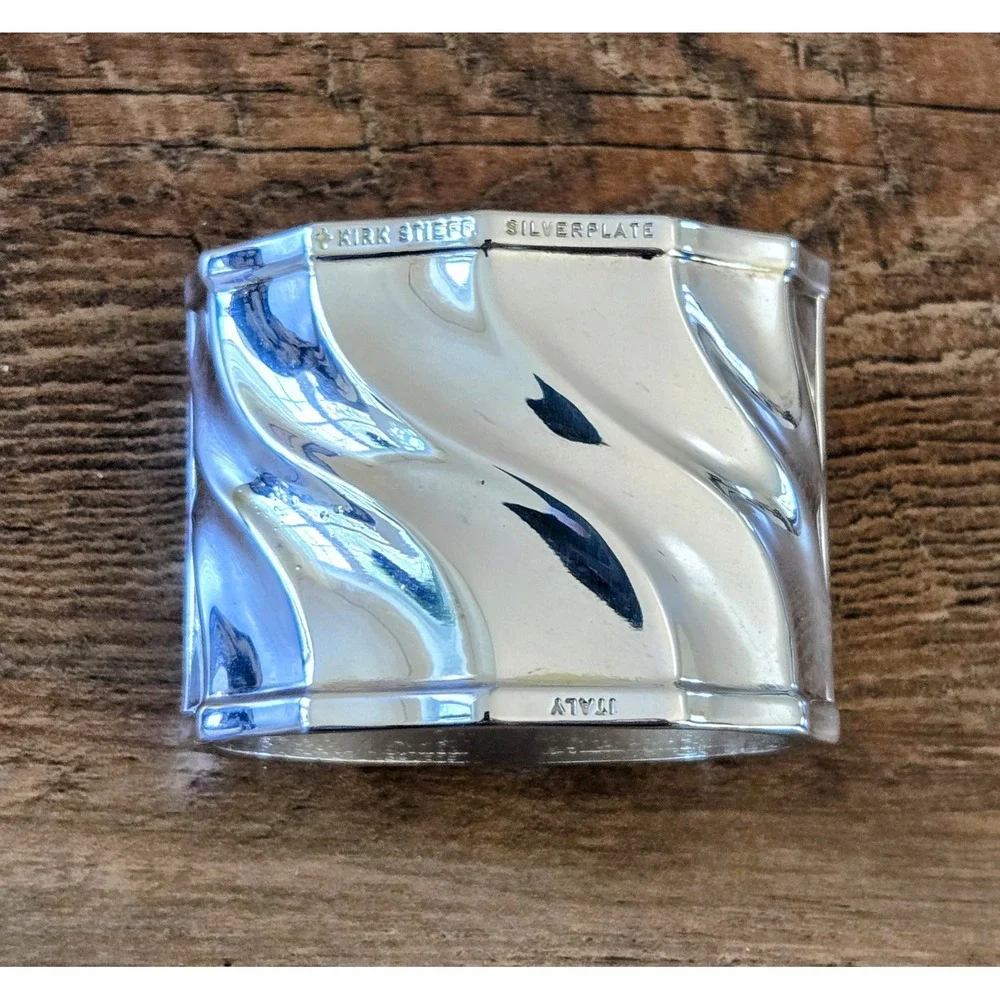Kirk Stieff The Keswick Collection Set Of 4 Silverplate Napkin Rings